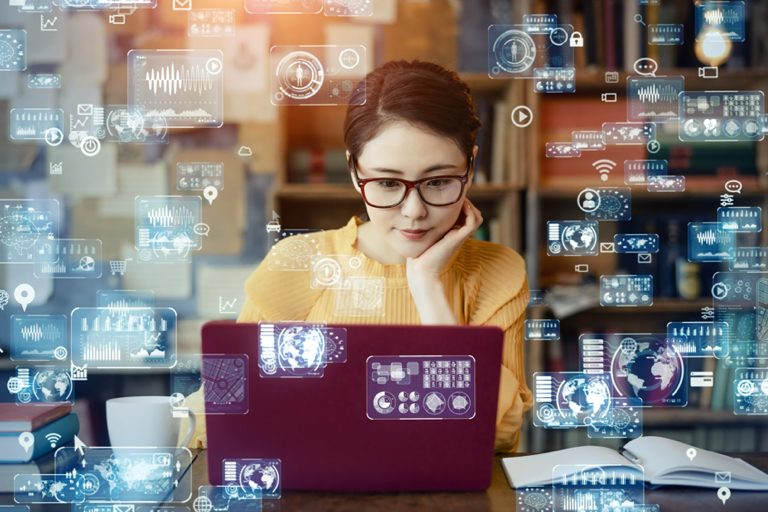 Digital transformation in the education industry &#8211; challenges &#038; solutions for education institutions